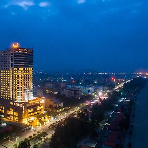 Muong Thanh Grand Cua Lo Hotel